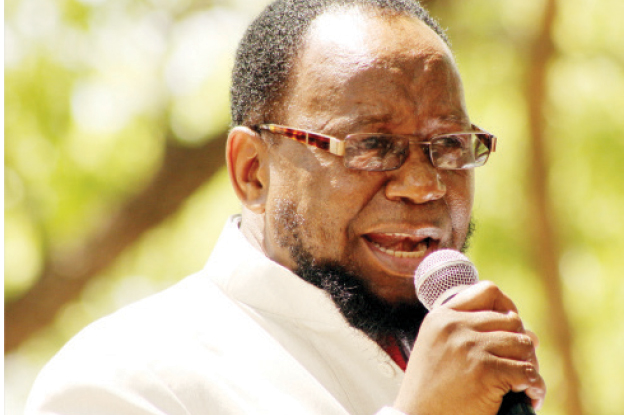 Minister Lazarus Dokora