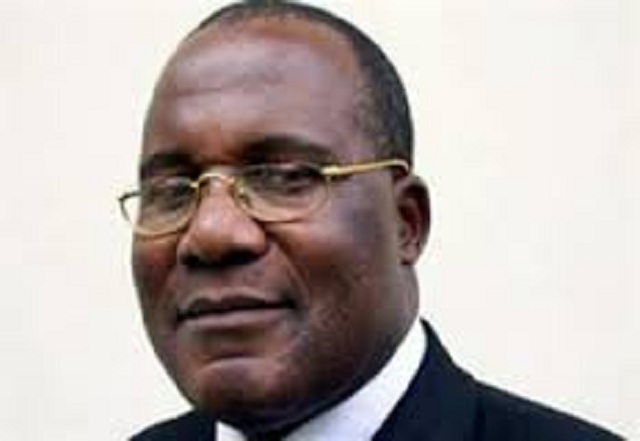 Dr Christopher Mushohwe