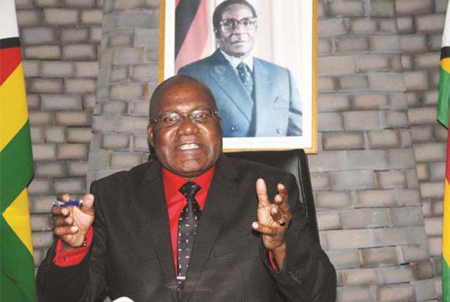 Dr Mushohwe