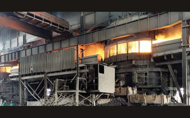 Zimbabwe Mining and Smelting Company (Zimasco) in Kwekwe .