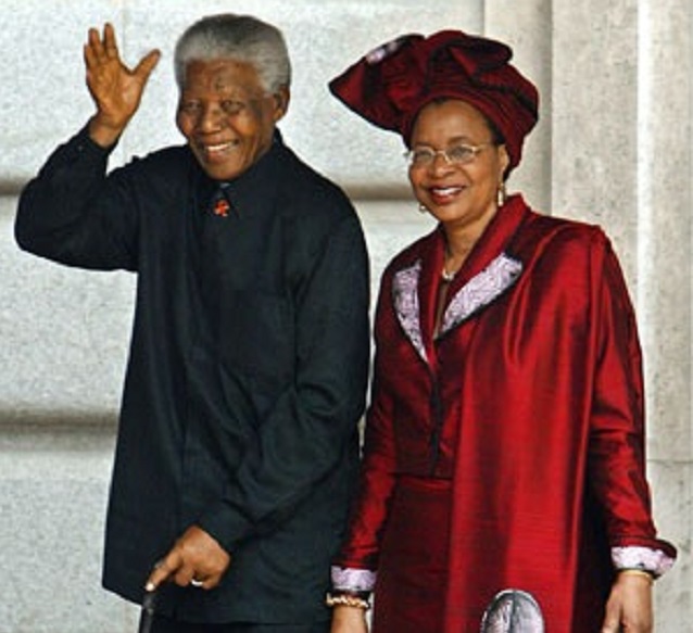 The late former president Nelson Mandela and his wife Graca Machel. (Pierre-Philippe Marcou, AFP)