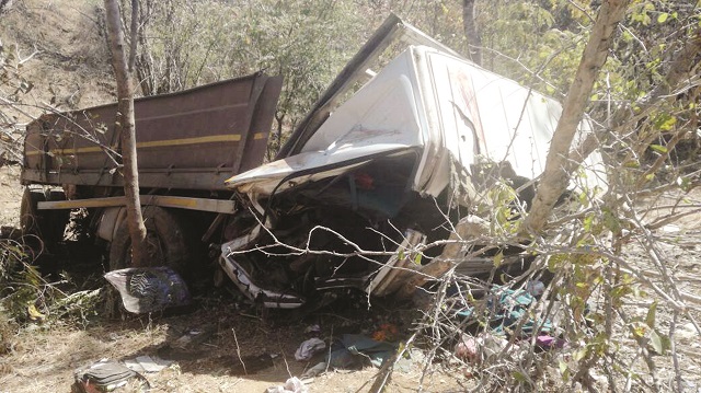 The wreckage of the truck which crashed in Kamativi yesterday