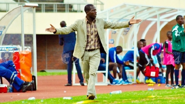 SHABANIE Mine coach, Takesure Chiragwi