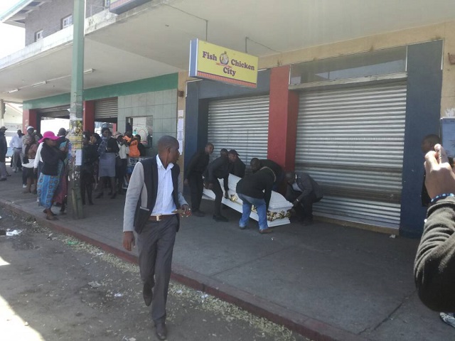 The outlet, which is usually open on Sundays was closed yesterday after Moyo allegedly received a tip off that MaPecca's family was planning to conduct a ritual at his business premises.