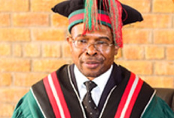 Prof Pardon Kuipa
