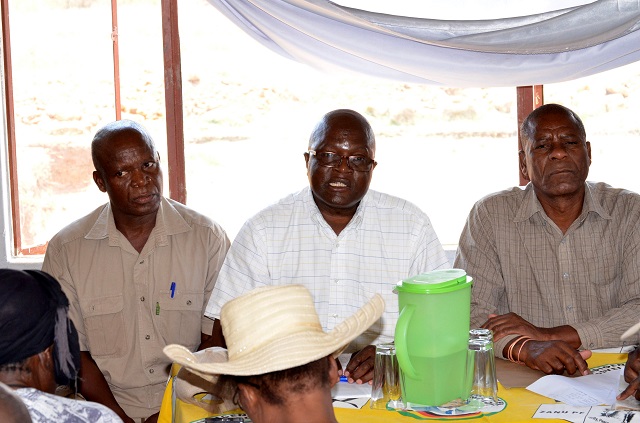 Zimbabwe National Liberation War Veterans' Association Bulawayo Provincial chairperson Cde Cephas Ncube addresses journalists during a Press briefing in Entumbane yesterday. Looking on are the Matabeleland South chairperson Cde Section Ncube (left) and national executive committee member Cde Zenzo Ncube