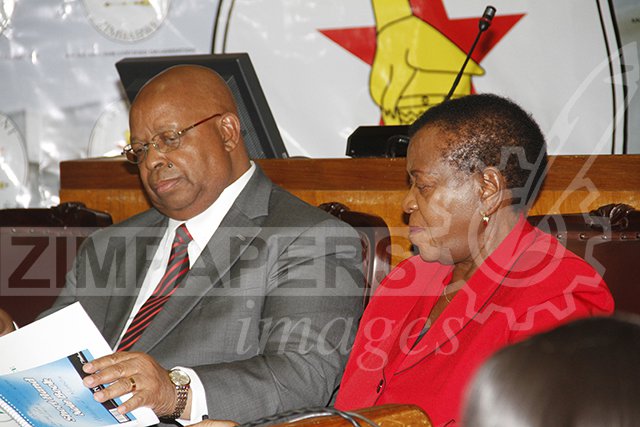 Speaker of the House of Assembly Advocate Jacob Mudenda and president of the senate Ednah Madzongwe during the announcement of the swearing in of Cde Emmerson Mnangagwa as President of Zimbabwe in parliament. Picture by John Manzongo