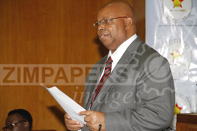 Speaker of the House of Assembly Advocate Jacob Mudenda announcing the swearing in of Cde Emmerson Mnangagwa as President of Zimbabwe in parliament. Picture by John Manzongo
