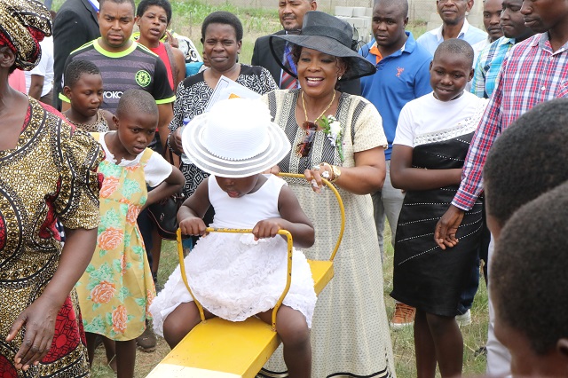 First lady on Bulawayo homes (2)