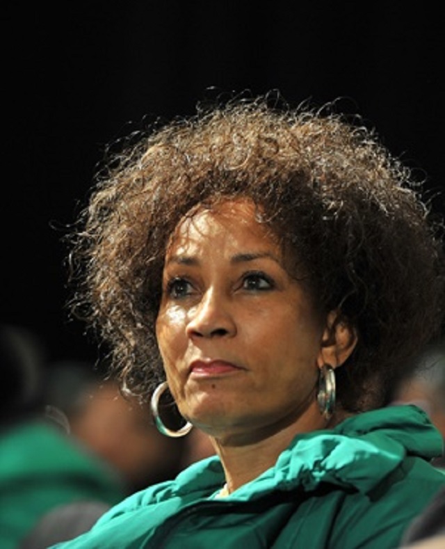 Lindiwe Sisulu